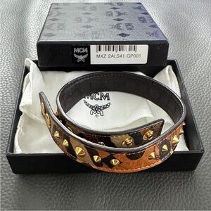 NEW MCM Logo Leather Wrap Studded
Bracelet full Set